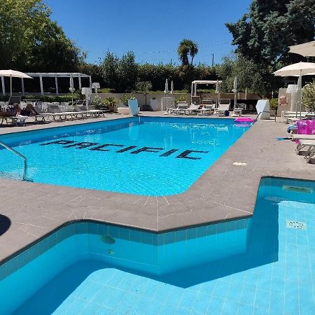 Hotel Pacific Cattolica Dış mekan fotoğraf