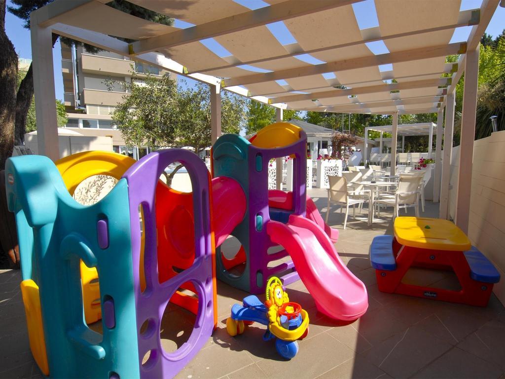 Hotel Pacific Cattolica Dış mekan fotoğraf