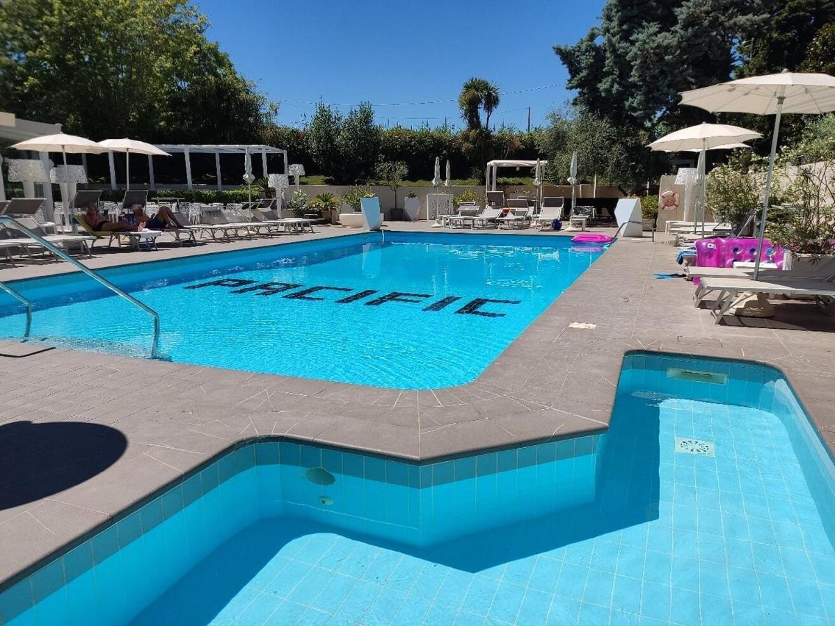Hotel Pacific Cattolica Dış mekan fotoğraf