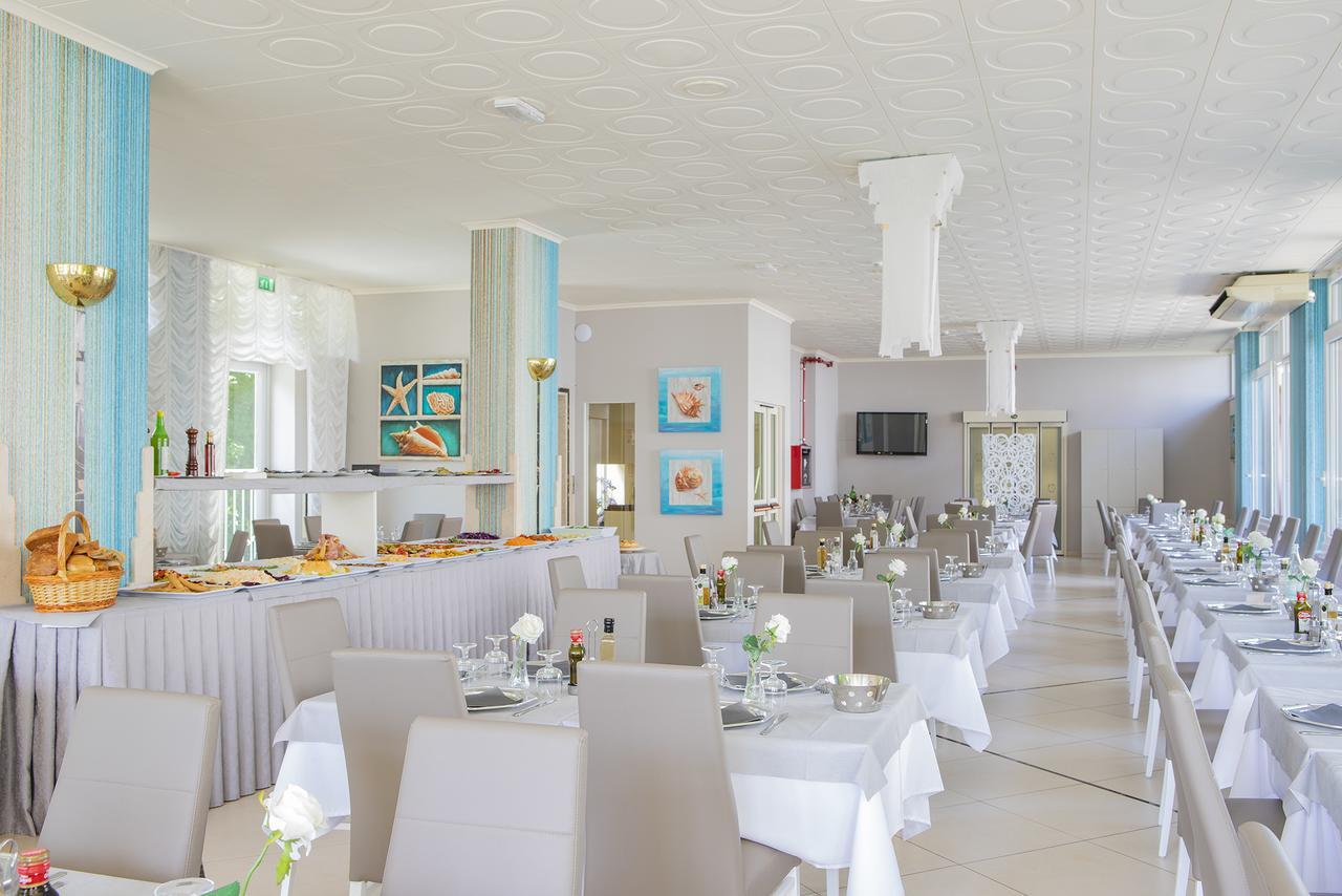 Hotel Pacific Cattolica Dış mekan fotoğraf