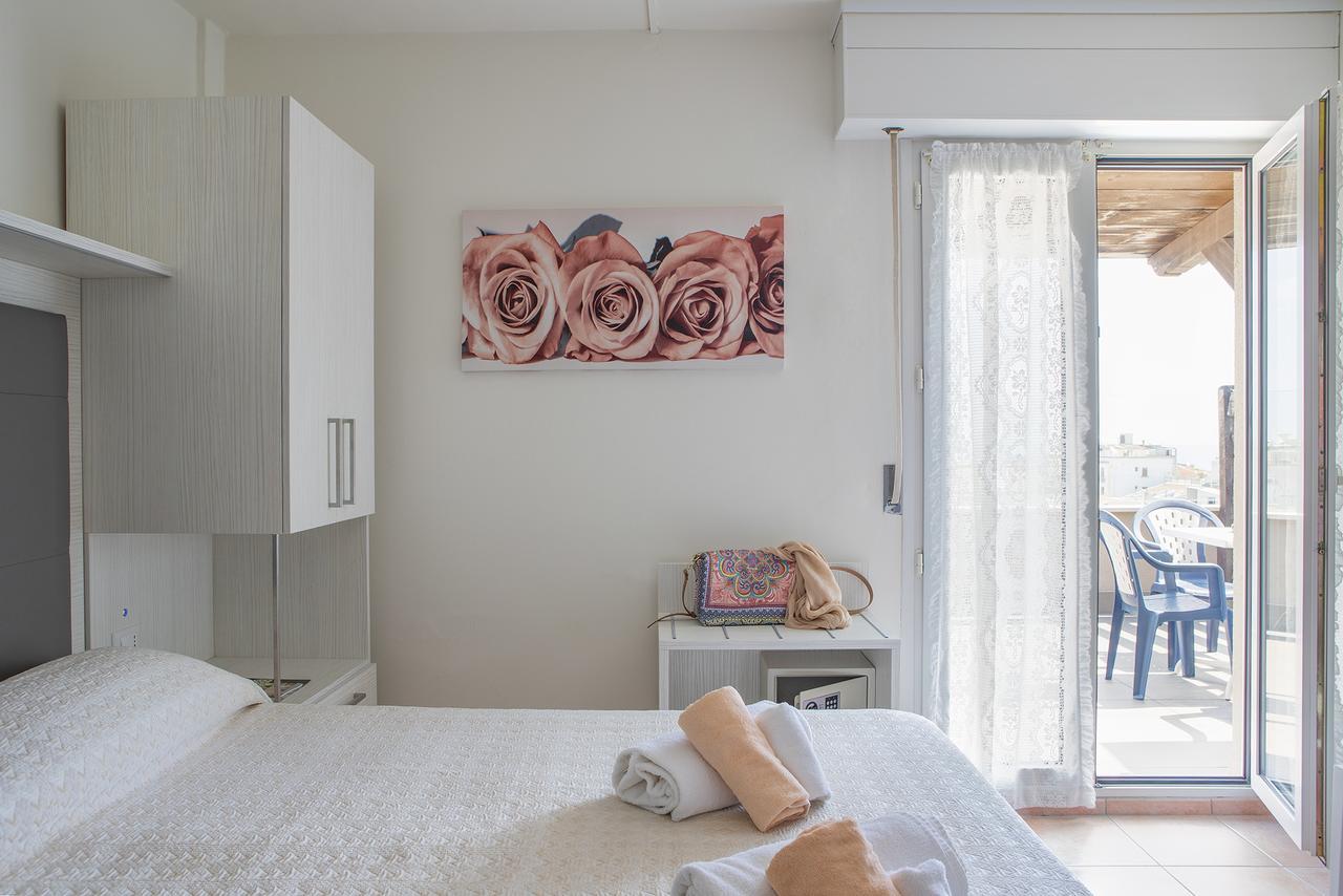 Hotel Pacific Cattolica Dış mekan fotoğraf