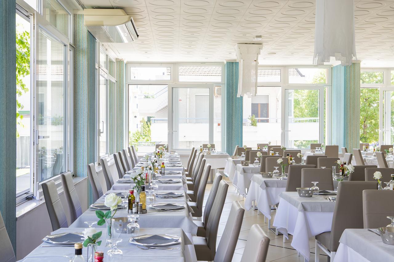 Hotel Pacific Cattolica Dış mekan fotoğraf